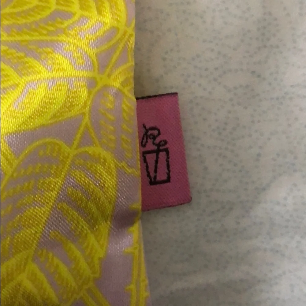 February 2021 Ipsy‎ Refreshment Bag